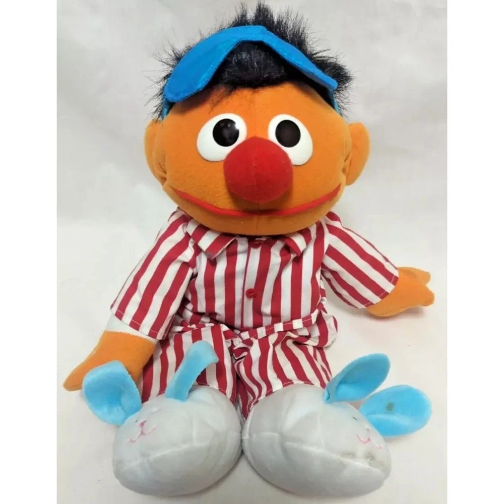 Tyco‎ Sesame Street Sleep And Snore Ernie Talking & Singing Doll Vtg 1996 Works